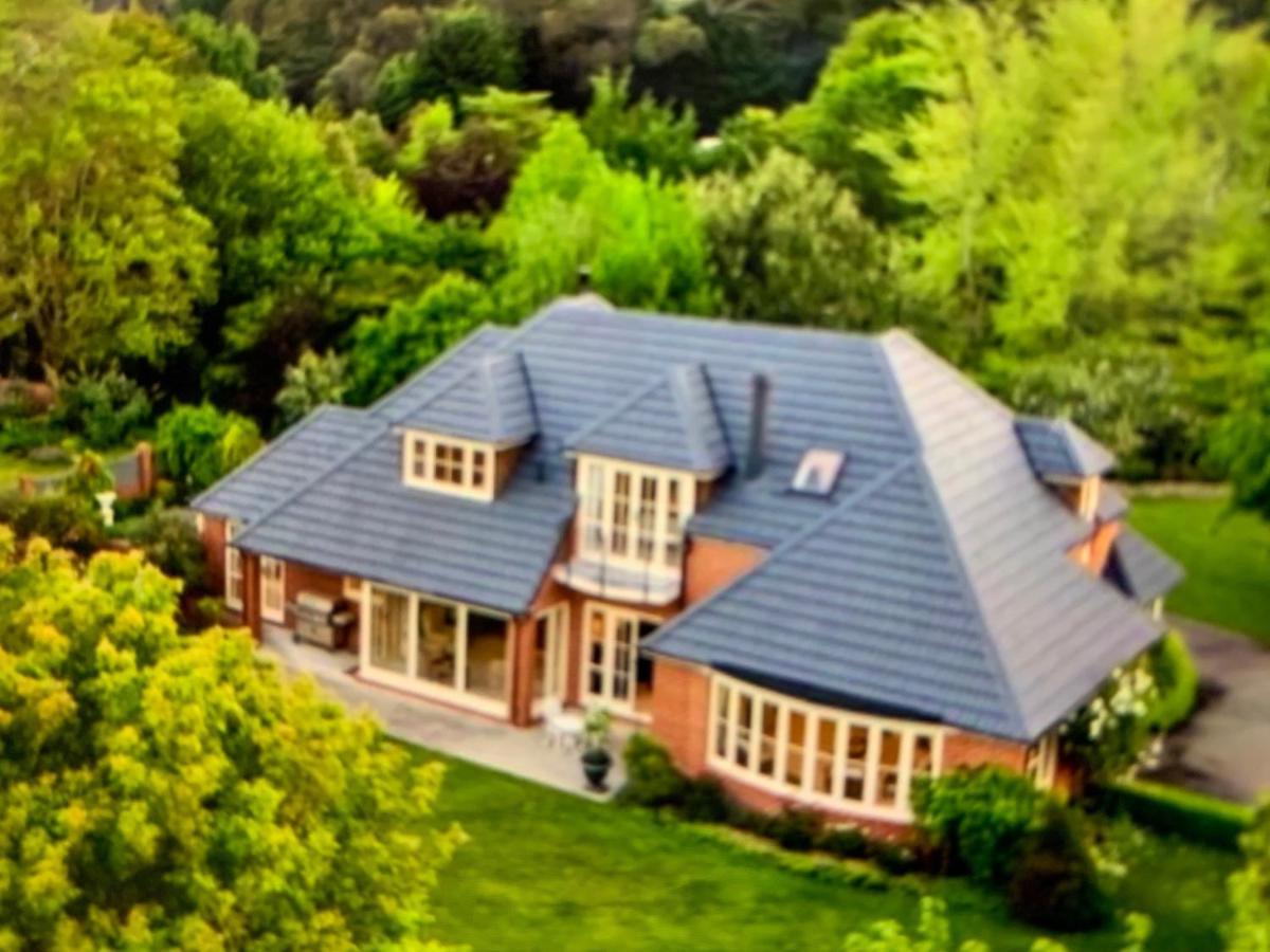 Pin Oaks Luxury Bed & Breakfast Палмерстон-Норт Екстер'єр фото